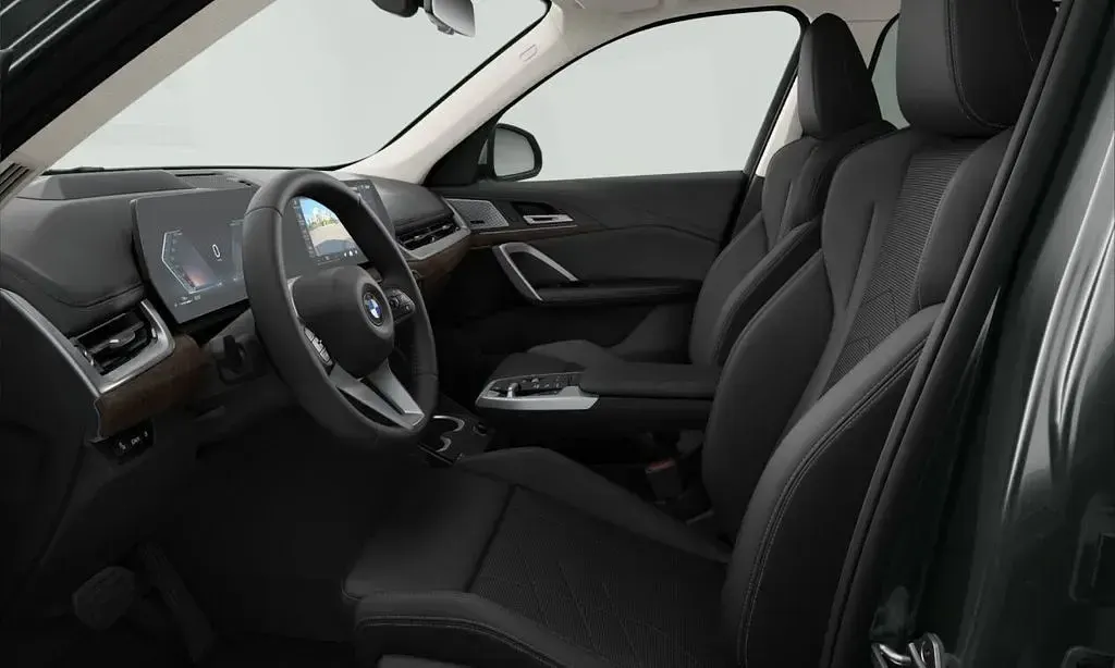 Neu BMW X1 xLine 170 PS (125 kW) 2025 Silber SUV