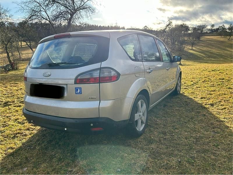 Gebraucht Ford S-MAX S 140 PS (102 kW) 2008 Silber Van / Kleinbus