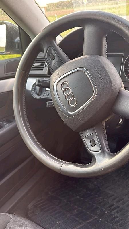 Second-hand Audi A4 140 CP (102 kW) 2008 Negru Break