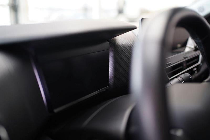 Gebraucht Citroën C4 PureTech 131 PS (96 kW) 2021 Polar weiss Limousine