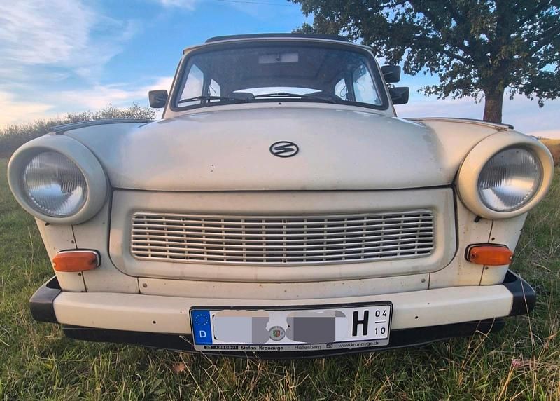 Beige Gebraucht 1987 Trabant 601 Limousine | 4.200 € - Bild 1/4