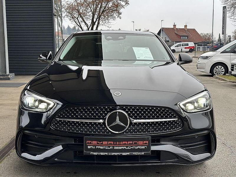 Gebraucht Mercedes E400 252 PS (185 kW) 2024 Schwarz Limousine