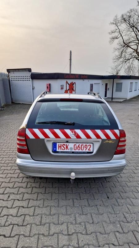 Gebraucht Mercedes C200 116 PS (85 kW) 2002 Silber Kombi