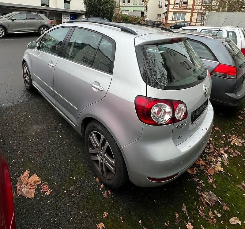 Gebraucht VW Golf Plus Cross Team 122 PS (89 kW) 2010 Silber Van / Kleinbus