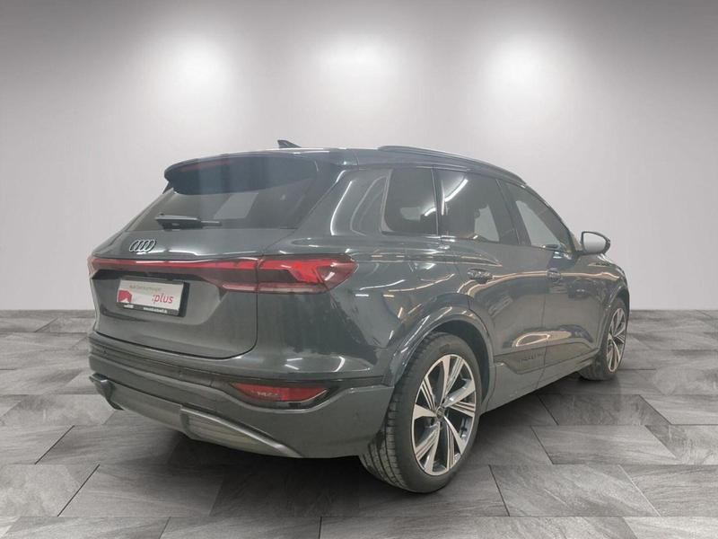 Gebraucht Audi Q6 e-tron Ambiente 185 kW (252 PS) 2025 Magnetgrau SUV
