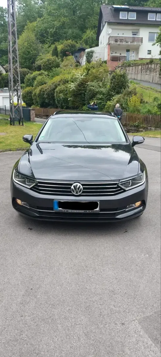 Gebraucht VW Passat 120 PS (88 kW) 2017 Grau Kombi