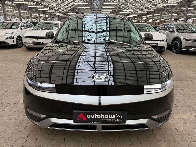 Gebraucht Hyundai Ioniq 125 kW (170 PS) 2023 Schwarz Kleinwagen