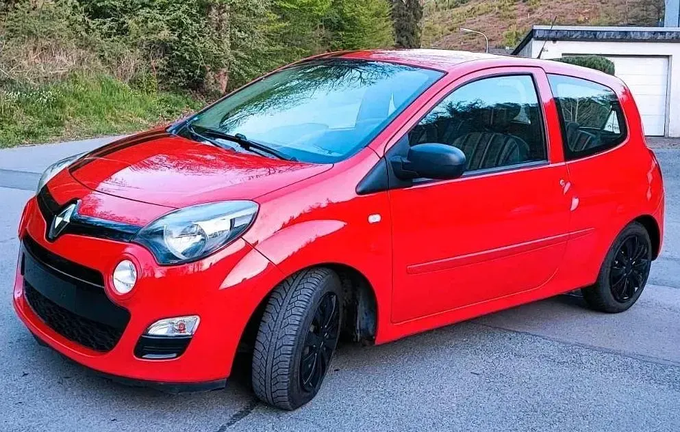 Gebraucht Renault Twingo 75 PS (55 kW) 2012 Rot Kleinwagen