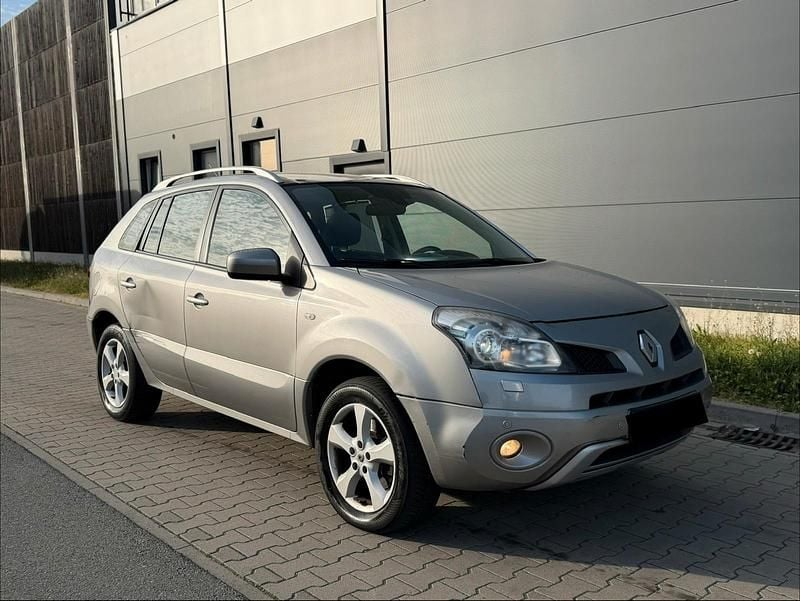 Gebraucht Renault Koleos 150 PS (110 kW) 2009 Silber SUV