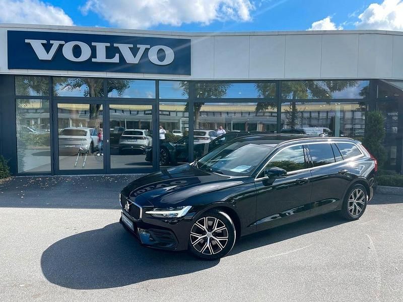 Schwarz Gebraucht 2023 Volvo V60 Core Kombi | 27.900 € (Superpreis) - Bild 1/4