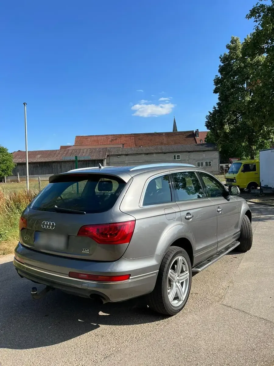 Gebraucht Audi Q7 204 PS (150 kW) 2011 SUV