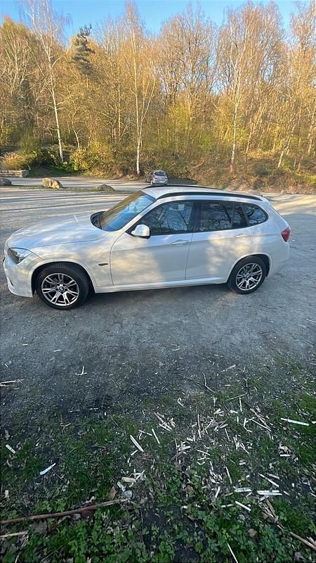 Gebraucht BMW X1 150 PS (110 kW) 2012 Weiß SUV