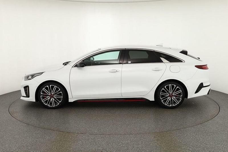 Gebraucht Kia ProCeed GT 204 PS (150 kW) 2021 Deluxe white Kleinwagen