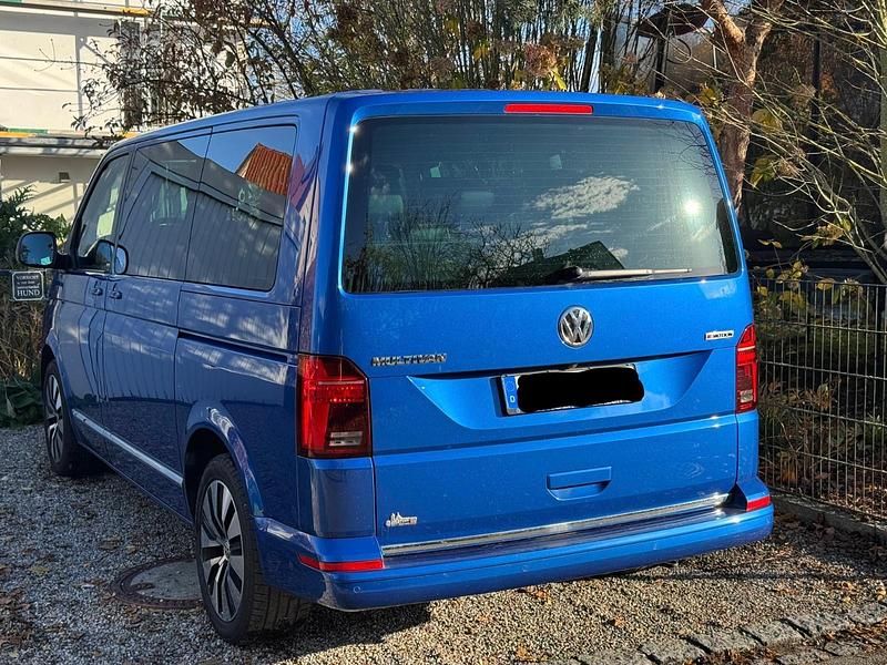 Gebraucht VW Multivan Comfortline 204 PS (150 kW) 2022 Blau Van