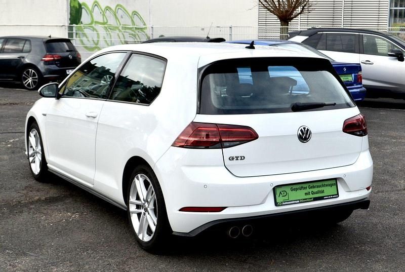 Gebraucht VW Golf GTD 184 PS (135 kW) 2017 Weiß Coupé