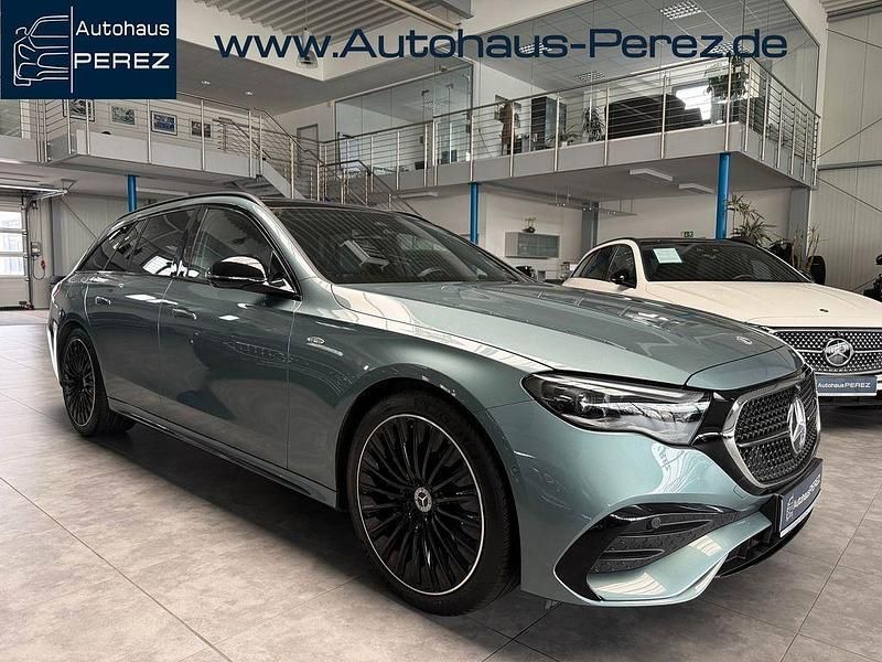 Silber Gebraucht 2024 Mercedes E300 Premium Kombi | 58.899 € (Fairer Preis) - Bild 1/4