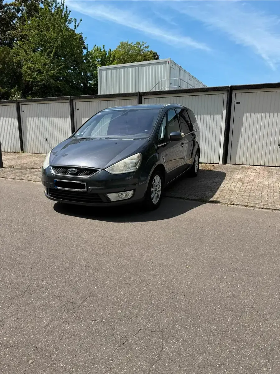 Gebraucht Ford Galaxy 175 PS (128 kW) 2009 Grau Van / Kleinbus