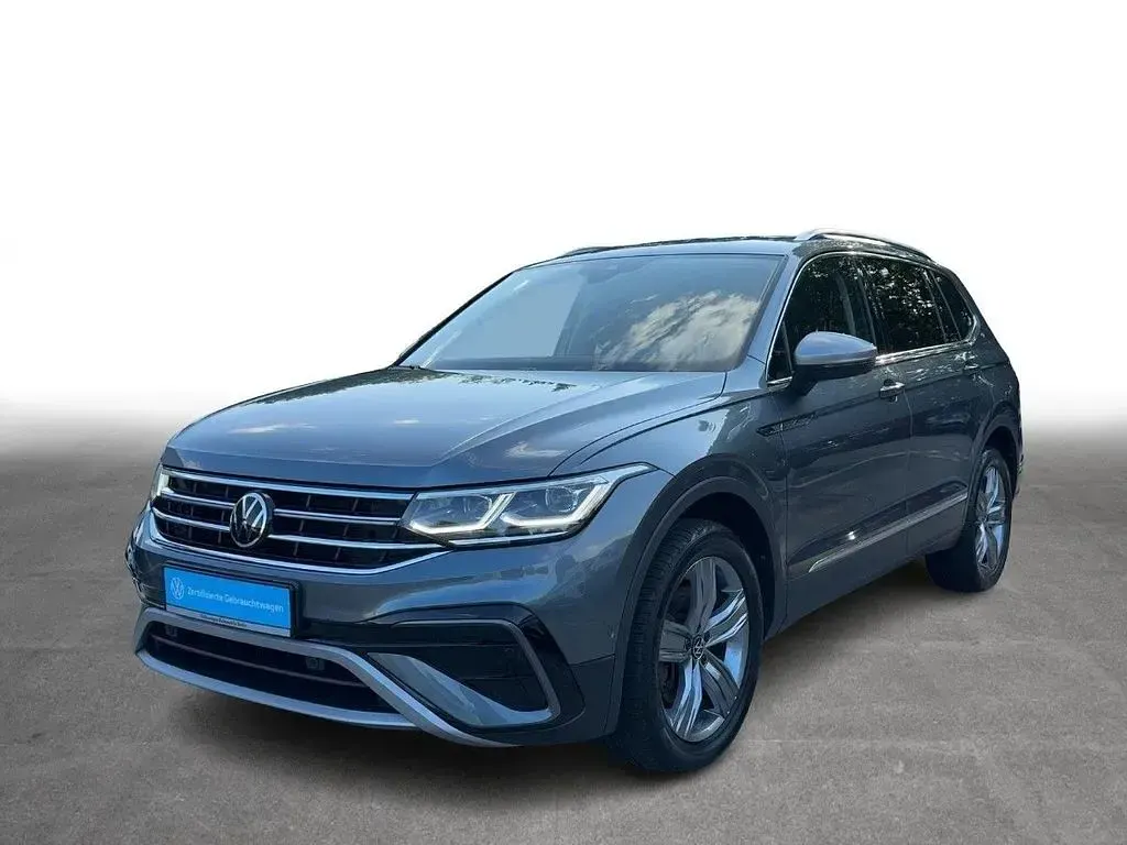 Gebraucht VW Tiguan Allspace Elegance 190 PS (139 kW) 2022 Platinum grey metallic SUV