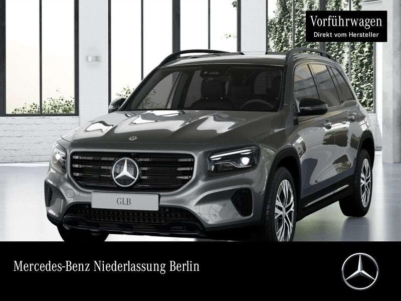 Grau Gebraucht 2025 Mercedes GLB200 Progressive SUV | 42.300 € (Fairer Preis) - Bild 1/2