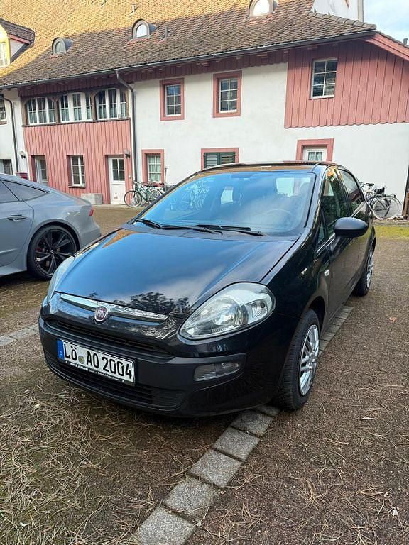 Schwarz Gebraucht 2011 Fiat Punto Evo Kleinwagen | 2.500 € (Fairer Preis) - Bild 1/4