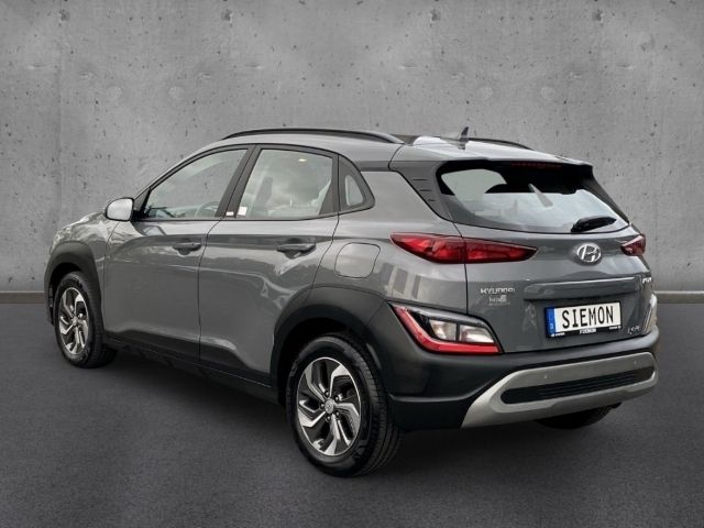 Gebraucht Hyundai Kona Select 105 PS (77 kW) 2021 Grau SUV