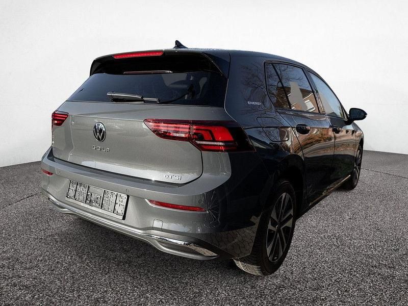 Gebraucht VW Golf VIII 116 PS (85 kW) 2026 Delfingrau Limousine