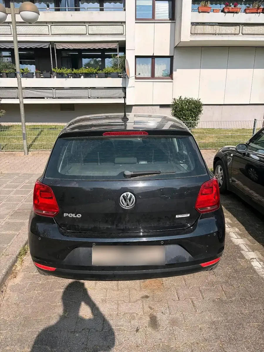 Gebraucht VW Polo 75 PS (55 kW) 2015 Schwarz Kleinwagen