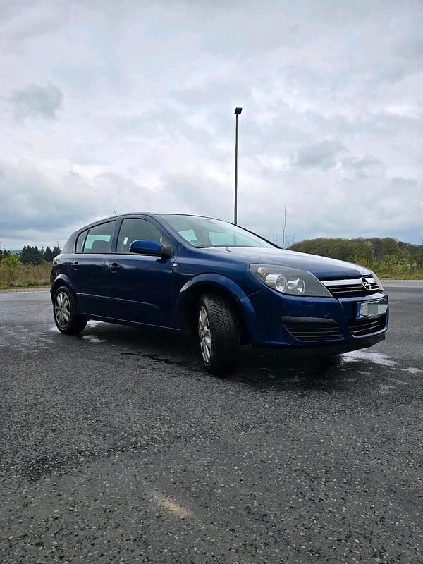 Gebraucht Opel Astra 90 PS (66 kW) 2006 Blau Kleinwagen