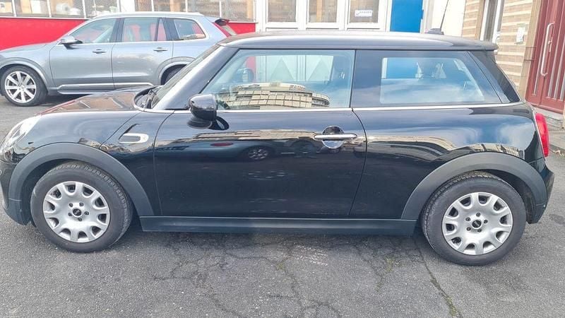Gebraucht Mini ONE 75 PS (55 kW) 2020 Schwarz Kleinwagen