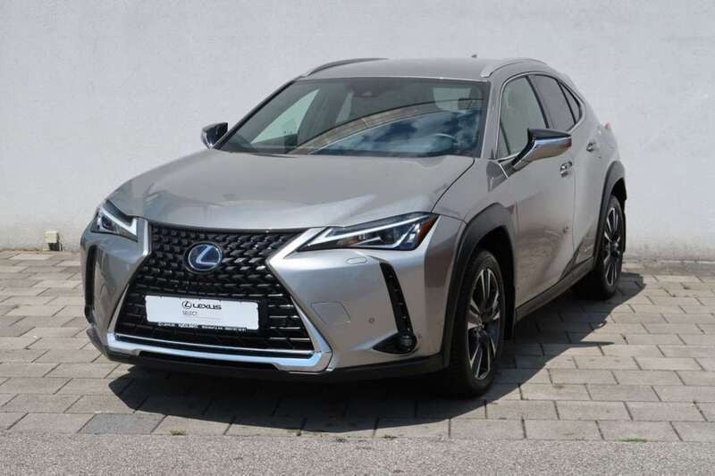 Titaniumsilber Gebraucht 2022 Lexus UX 250h SUV | 28.880 € (Fairer Preis) - Bild 1/4