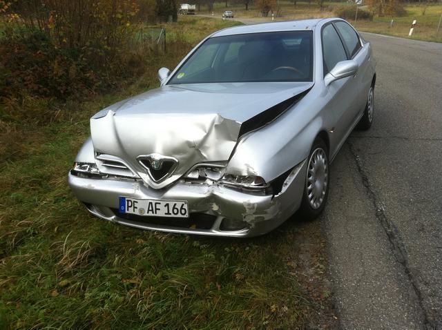 Gebraucht Alfa Romeo 166 136 PS (100 kW) 2000 Silber Limousine