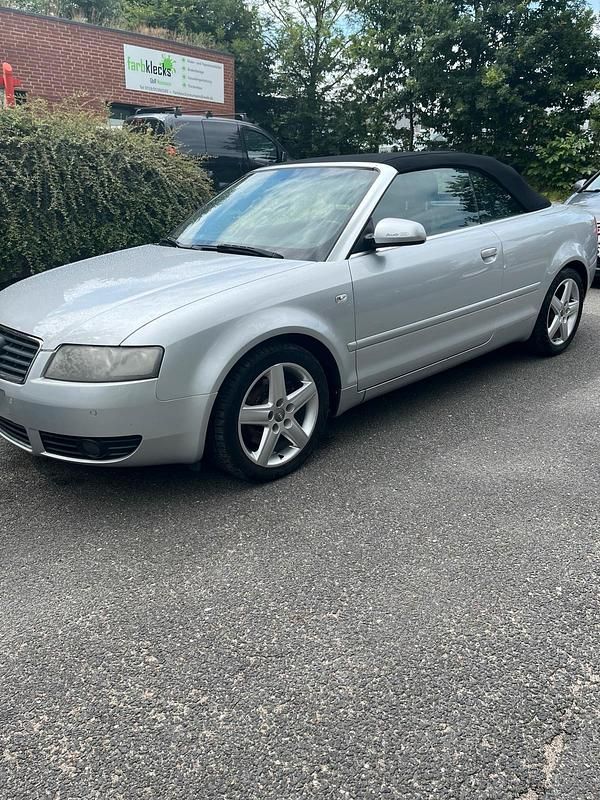 Silber Gebraucht 2005 Audi A4 Cabriolet Cabrio | 3.100 € (Superpreis) - Bild 1/4