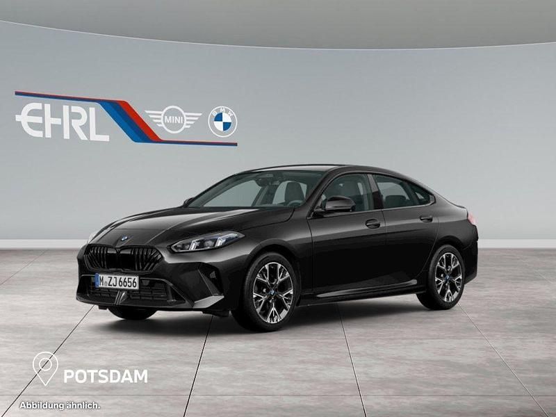 Schwarz Neu 2026 BMW 220 M Sport Limousine | 51.140 € - Bild 1/4
