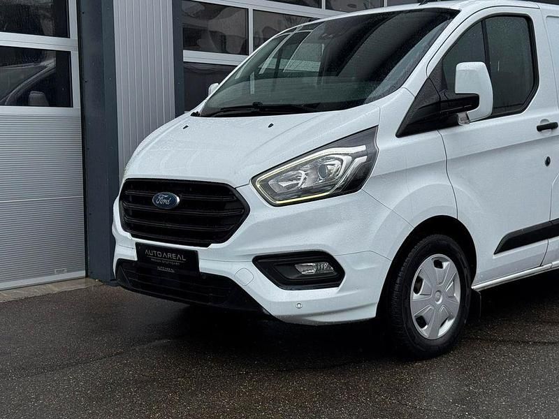 Gebraucht Ford Transit Custom 131 PS (96 kW) 2019 Weiß Van / Kleinbus