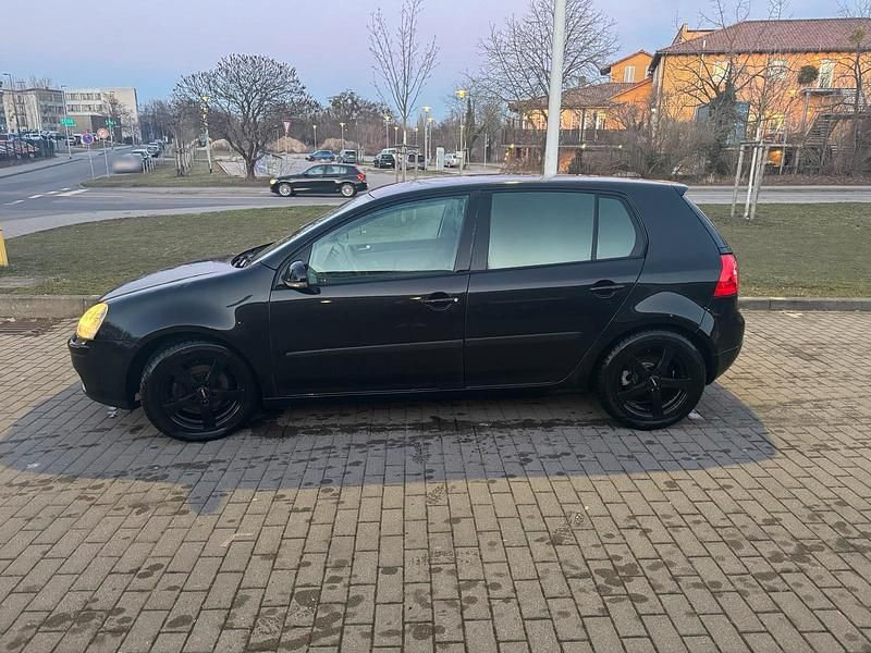 Gebraucht VW Golf V 75 PS (55 kW) 2005 Schwarz Kleinwagen