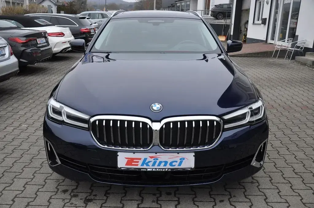 Gebraucht BMW 540 Luxury Line 340 PS (250 kW) 2021 Blau Kombi