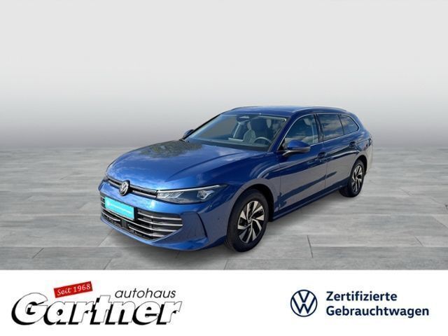 Reef blue metallic Gebraucht 2024 VW Passat Business Kombi | 39.985 € (Superpreis) - Bild 1/4
