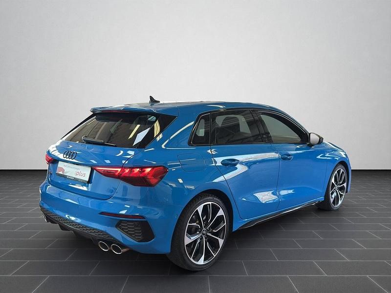 Gebraucht Audi S3 Ambiente 310 PS (228 kW) 2023 Turboblau Limousine