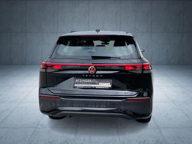 Gebraucht VW Tayron Life 193 PS (141 kW) 2025 Grenadillschwarz (metallic) SUV