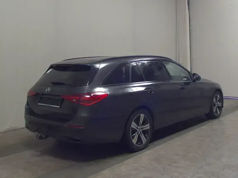 Gebraucht Mercedes C200 Avantgarde 184 PS (135 kW) 2023 Grau Limousine