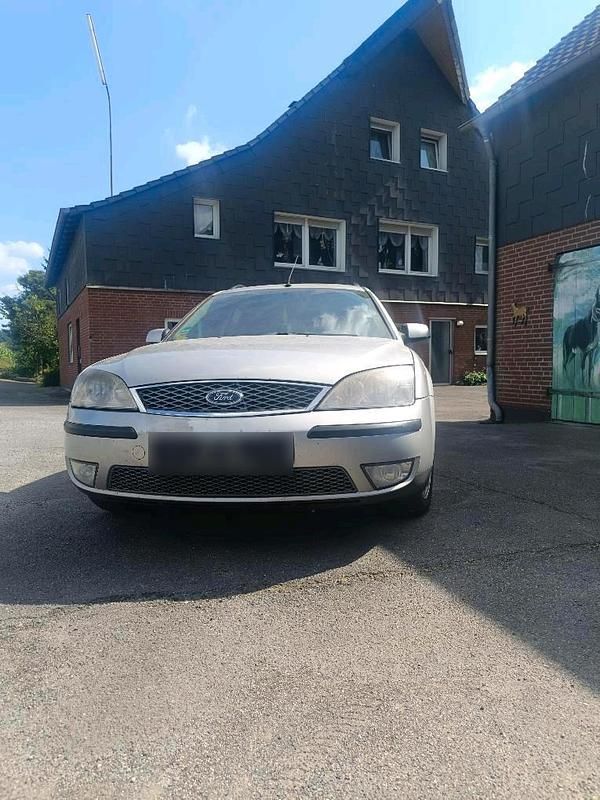 Gebraucht Ford Mondeo 131 PS (96 kW) 2006 Grau Kombi