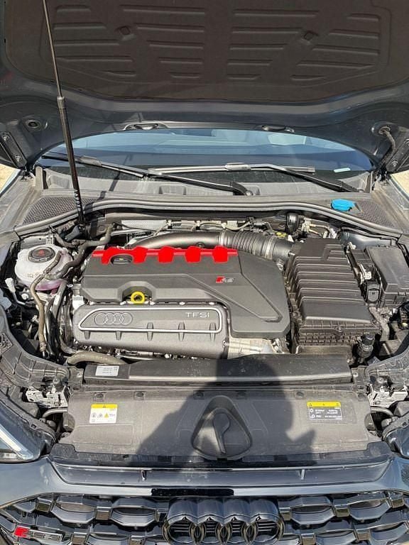 Gebraucht Audi RS3 Ambiente 400 PS (294 kW) 2023 Grau Limousine