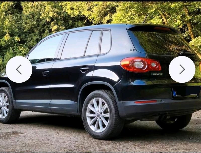 Schwarz Gebraucht 2025 VW Tiguan Trendline SUV | 6.900 € - Bild 1/3