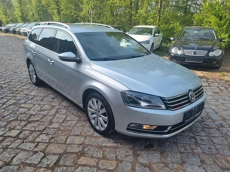 Gebraucht VW Passat Highline 140 PS (102 kW) 2014 Silber Kombi