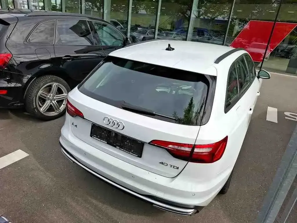 Gebraucht Audi A4 204 PS (150 kW) 2023 Weiß Kombi