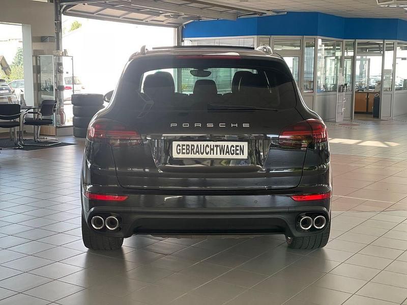 Gebraucht Porsche Cayenne 262 PS (192 kW) 2016 Schwarz SUV