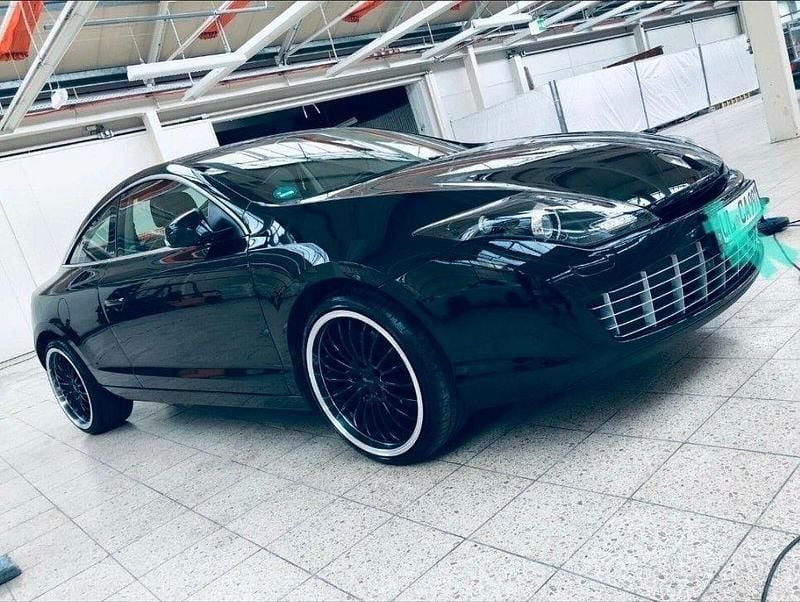 Gebraucht Renault Laguna III 178 PS (130 kW) 2013 Schwarz Coupé