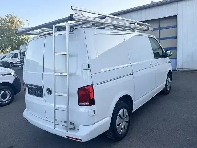 Gebraucht VW Transporter 150 PS (110 kW) 2022 Weiß Van