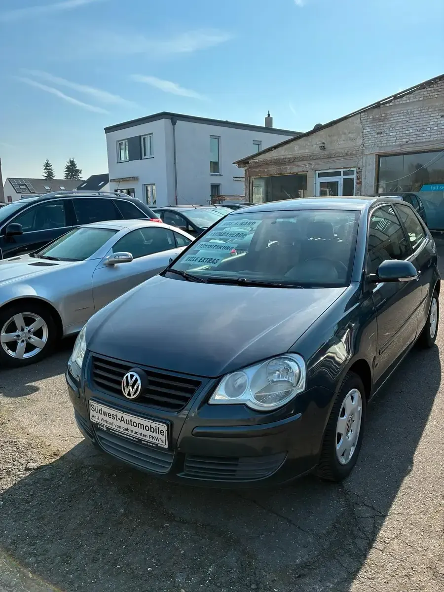Gebraucht VW Polo 60 PS (44 kW) 2009 Grau Kleinwagen