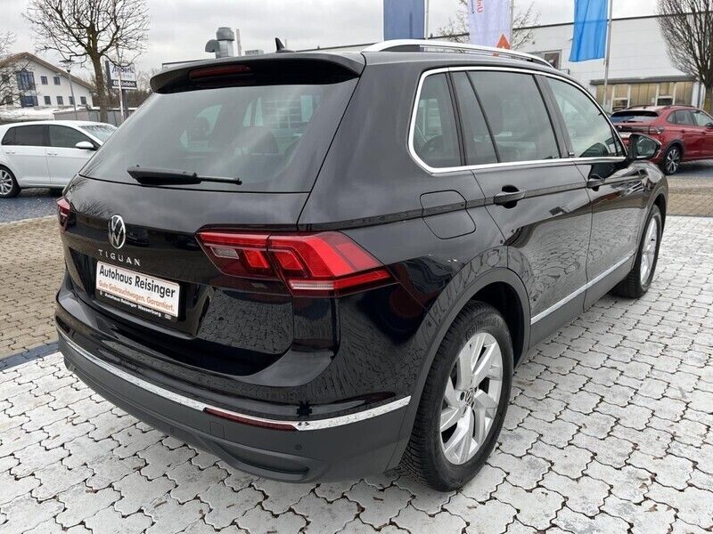 Gebraucht VW Tiguan Move 150 PS (110 kW) 2024 Deep black perleffekt SUV